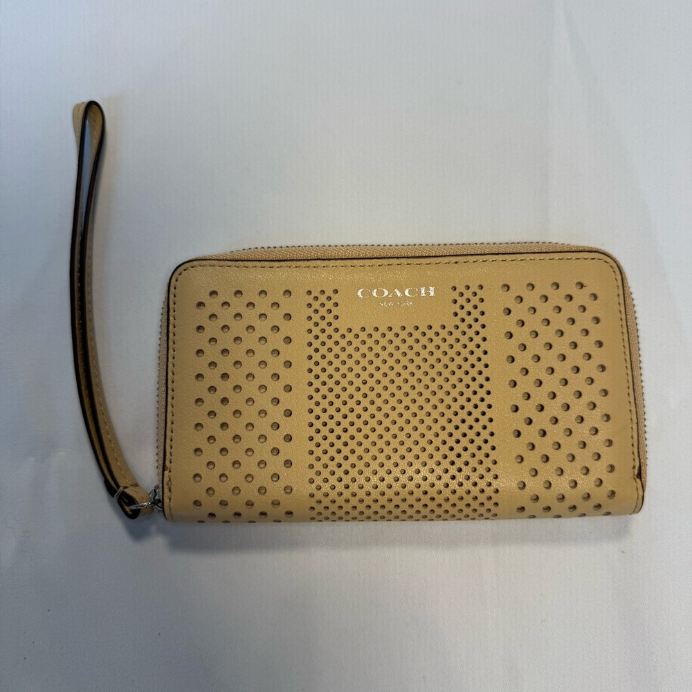 Coach Perforated Leather Wristlet Wallet 3x6 Beige